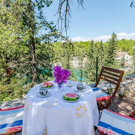 Beba Dom wakacyjny Milna (Brac)